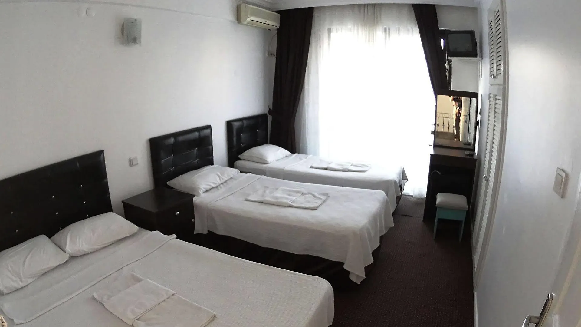 Ada Butik Hotel 库萨达斯 0*,